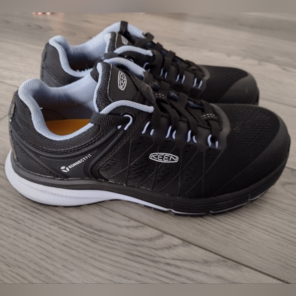 KEEN Utility Vista Energy Sneakers Size 6M